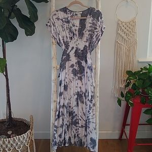Boho tie-dye midi dress